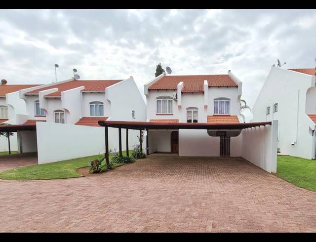 4 BEDROOM HOUSE FOR SALE IN VAAL MARINA